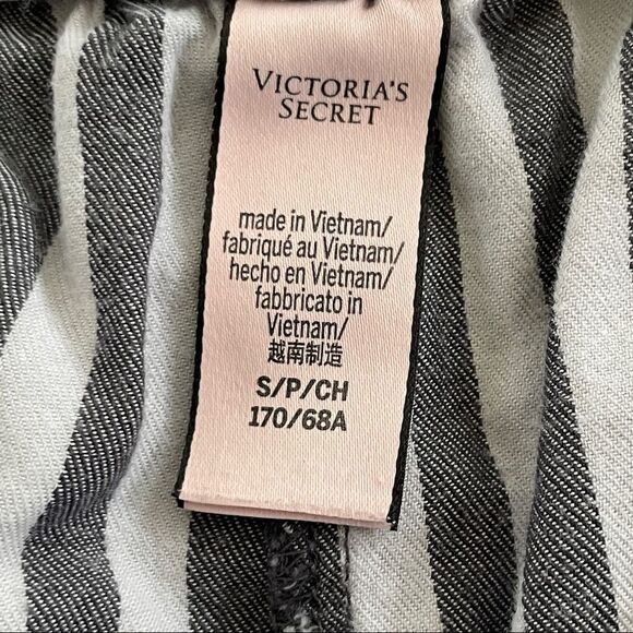 Victoria’s Secret Grey & White Striped Tapered Flannel Pajama Bottoms Sleepwear - Picture 8 of 10